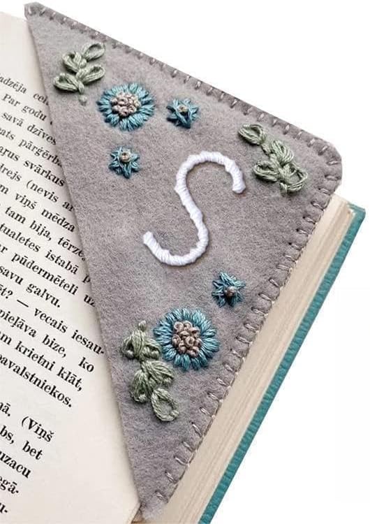 MOTEERLLU Personalized Hand Embroidered Corner Bookmark - Image 2