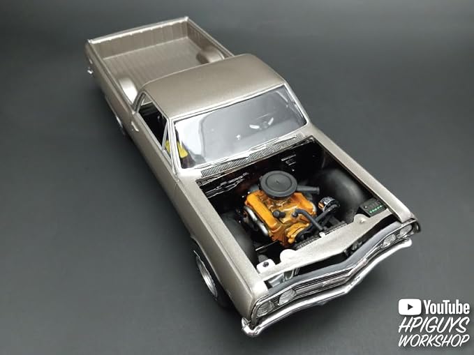 AMT 1965 Chevy El Camino w/Camper 1:25 Scale Model Kit - Image 8