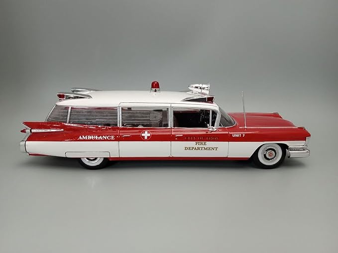 AMT 1959 Cadillac Ambulance w/Gurney 1:25 Scale Model Kit - Image 9
