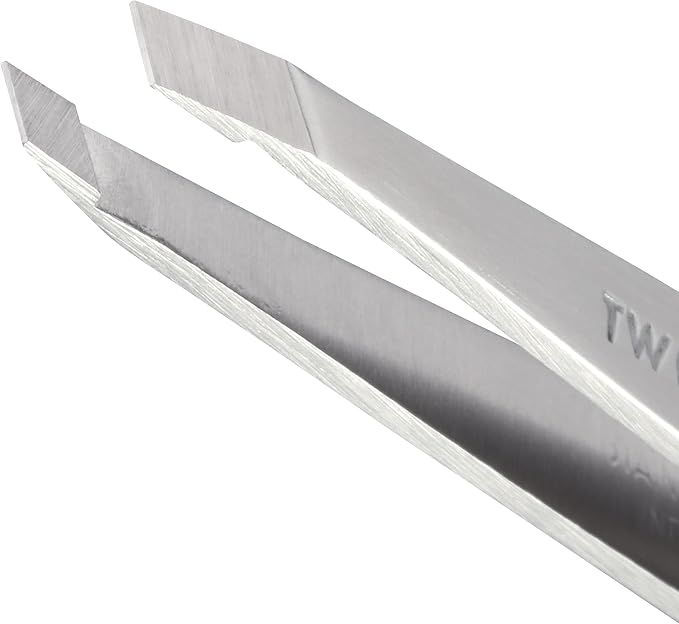 Tweezerman Stainless Steel Slant Tweezer - Image 3