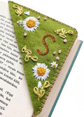 MOTEERLLU Personalized Hand Embroidered Corner Bookmark by MOTEERLLU