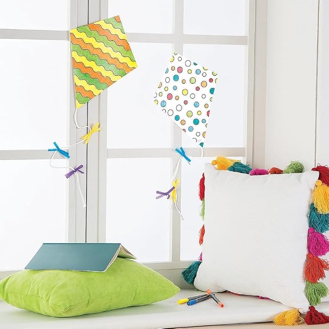 Color Your Own Paper Kite Signs - Image 5