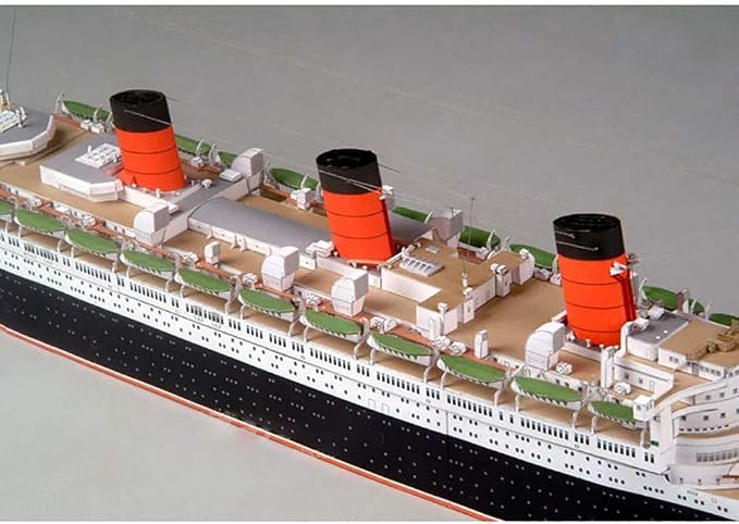 NZPOST 1:400 Scale British Royal Mail Steamer RMS Queen Mary Ocean Liner Paper - Image 2