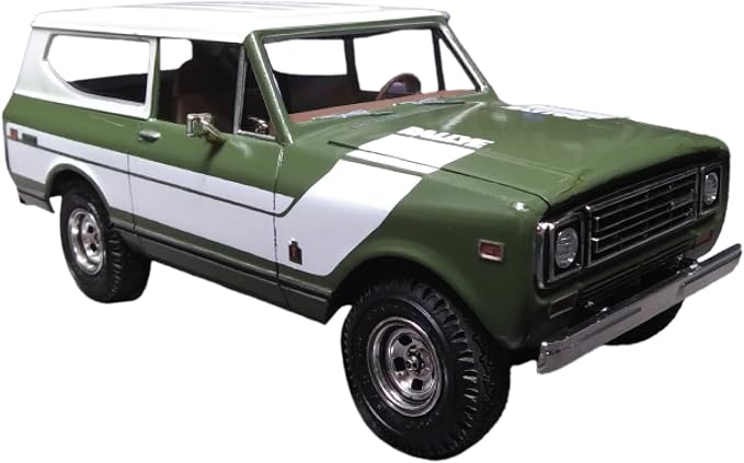 AMT 1977 International Harvester Scout II 1:25 Scale Model Kit - Image 6