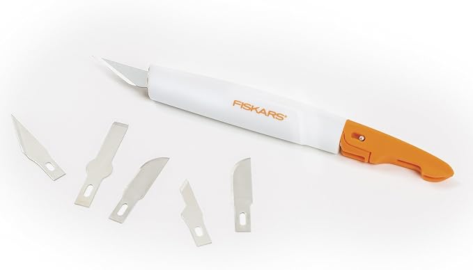 Fiskars Easy Change Medium Duty Precision Craft Knife Cutting and Carving Set - Image 2