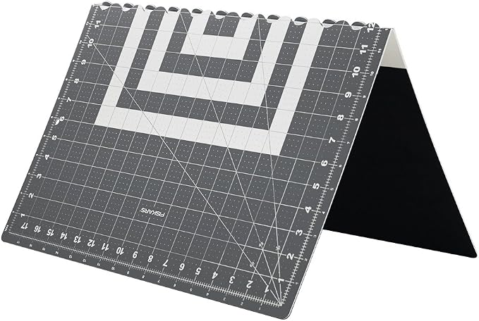 Fiskars 18" x 24" Folding Cutting Mat - Image 2