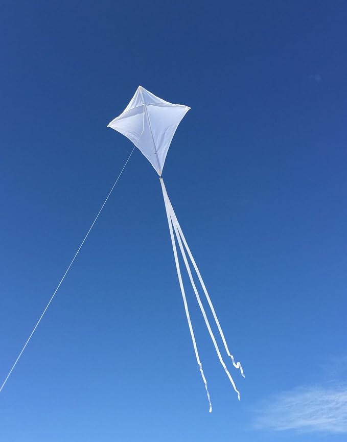 In The Breeze Solid Color Diamond Kite - Image 2