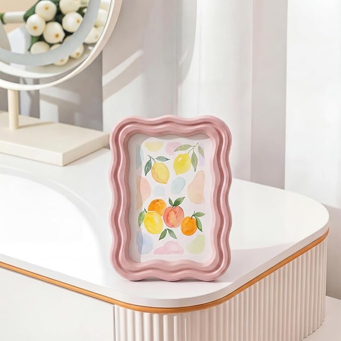 Vicenpal Scalloped Picture Frame by Vicenpal
