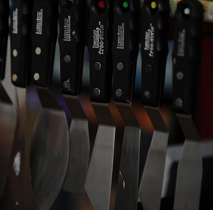 Liquitex Professional Freestyle Small Painting Knife, No. 16 - Image 4