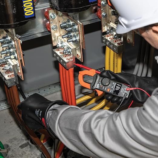 Klein Tools CL390 AC/DC Digital Clamp Meter, Auto-Ranging, 400 Amp, NCVT Tester, Hi-Viz LCD Display, TRMS, Continuity Resistance, Temperature and More