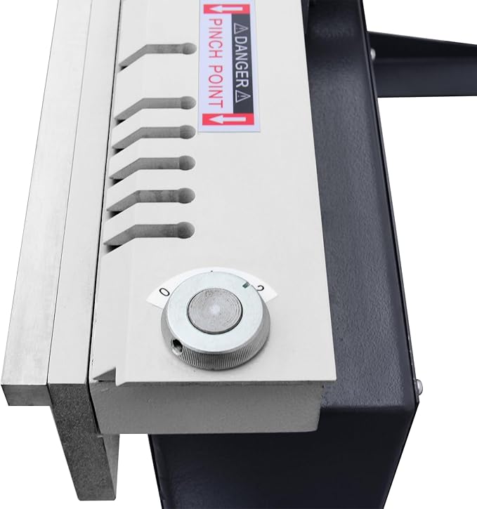 KAKA INDUSTRIAL Magnetic Sheet Metal Brake,48-Inch Electro Metal Brake Bender, 6-Ton 16-Gauge Box and Pan Brake, 220V Single Phase with Foot Pedal Control Siding Brake, Includes Clamp Bars EB-4816B