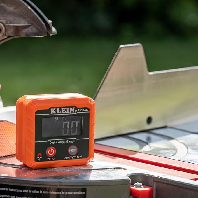 Klein Tools 935DAG Digital Electronic Level and Angle Gauge, Measures 0 - Image 9