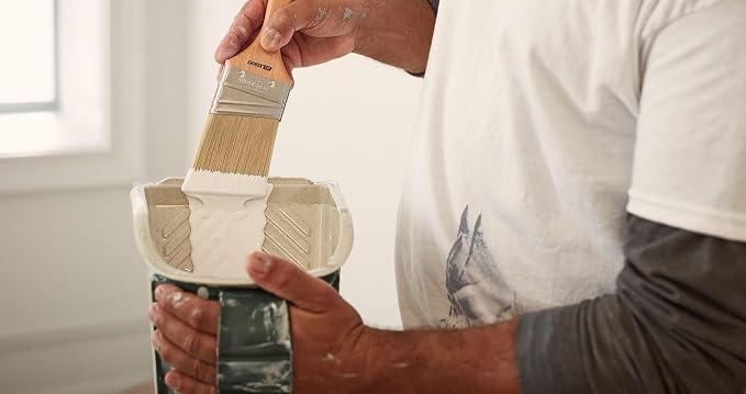 Wooster Brush Q3211-2 Shortcut Angle Sash Paintbrush - Image 4
