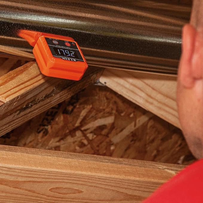 Klein Tools 80035 Level, Digital Electronic Level and Angle Gauge Tool Kit - Image 7