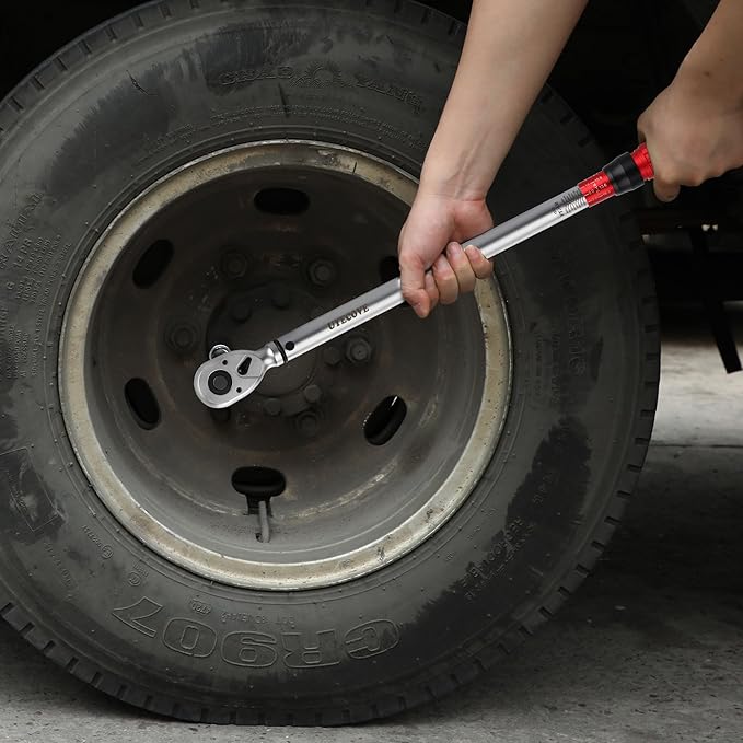 3/4 Inch Torque Wrench, 60 Tooth Torque Wrench 3/4 Drive 100-400FT.LB/136-542N.M with a Solid Storage Case