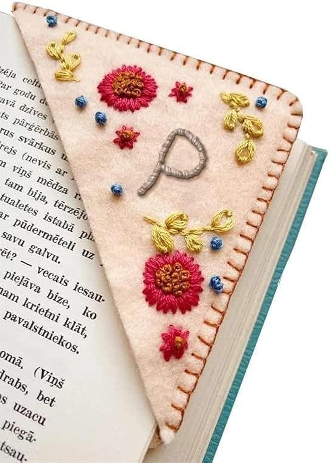 MOTEERLLU Personalized Hand Embroidered Corner Bookmark by MOTEERLLU