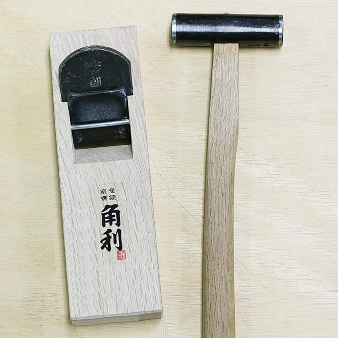 KAKURI Japanese Carpenter Hammer GENNO for Woodworking 13 oz (375g), Carpentry Hammer with Wood Handle for Chisel, Plane, Nail, Made in JAPAN