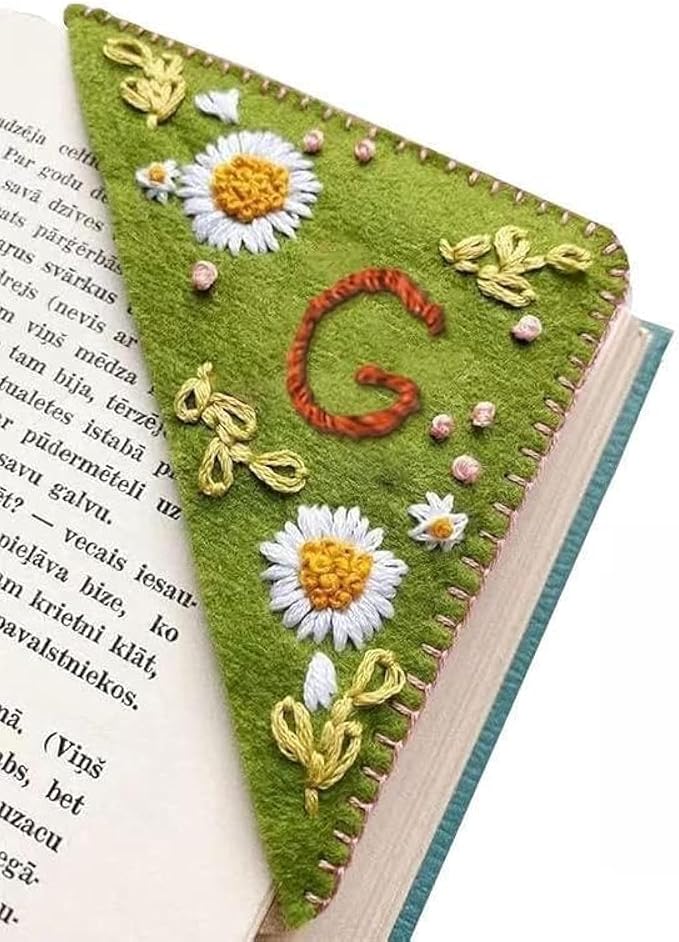 MOTEERLLU Personalized Hand Embroidered Corner Bookmark by MOTEERLLU