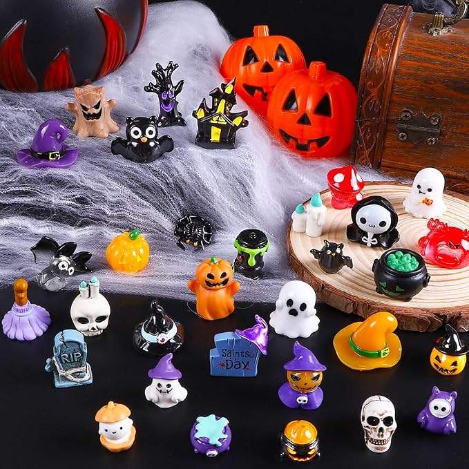 DIYDEC 32pcs Halloween Mini Resin Figures 32 Styles Tiny Resin Animals Little - Image 3