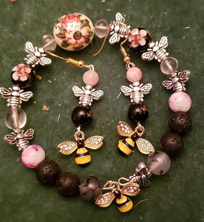 WOCRAFT 120pc Assorted Enamel Bracelet Honeycomb Bee Charms - Image 5