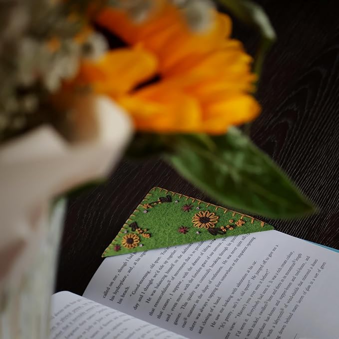 Bookmark Making Kit, Personalized Embroidered Corner Mark - Image 2