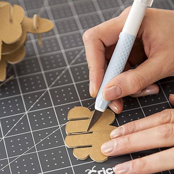 Cricut 2004843 TrueControl Knife Kit - Image 4