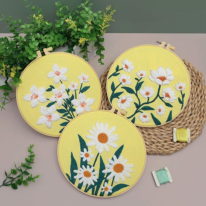 Louise Maelys 3 Pack Floral Embroidery Kit - Image 5