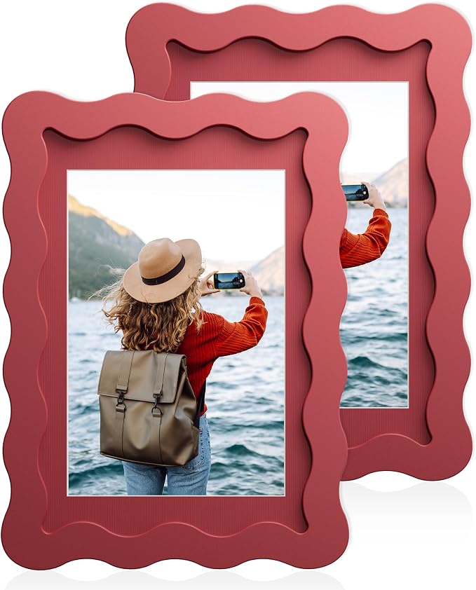 4x6 Wavy Picture Frame With Mat by Unknown
