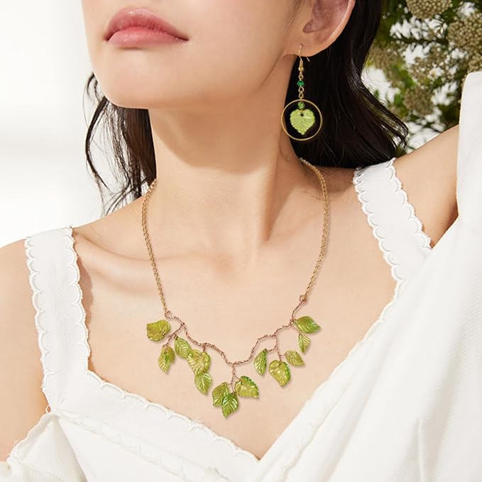 Pandahall 320 Pcs Green Acrylic Leaf Beads Transparent Maple Leaves Pendants - Image 5