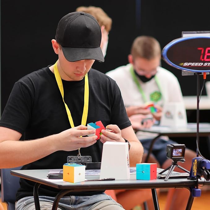 Stickerless 2x2 Speed Cube - Image 4