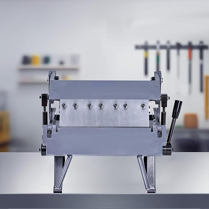 VEVOR Box and Pan Brake, 12 in Sheet Metal Bending Brake, 20-Gauge Mild Steel Capacity, 0-135 Degree Adjustable, Metal Bender Machine with 5 Fingers, Heavy-Duty Aluminum Folder for Precise Bending