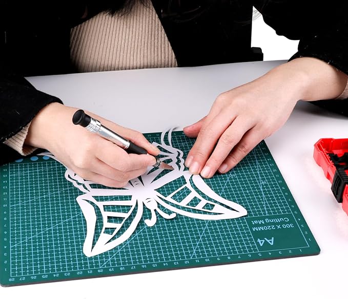 Amazon Basics 29-Piece Precision Hobby Knife Set - Image 6