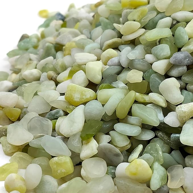 FANTIAN Jade Pebbles for Indoor Plants, 1/4 Inch Polished Green Pea Gravel - Image 8