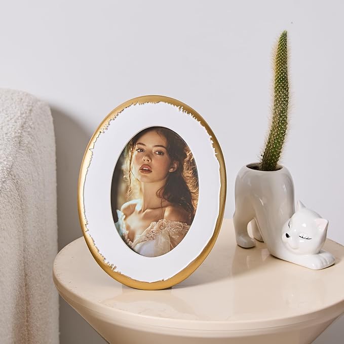 4x6 Oval Picture Frame, Ornate Photo Frame White & Gold, Hand-Crafted Resin - Image 2