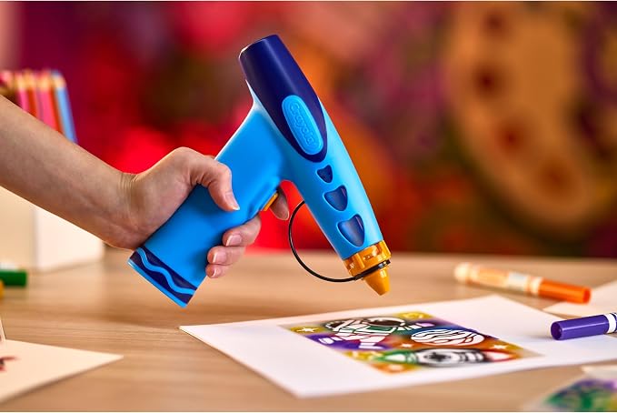 Crayola Marker Airbrush Spray Art Kit, Battery-Powered Sprayer - Image 7