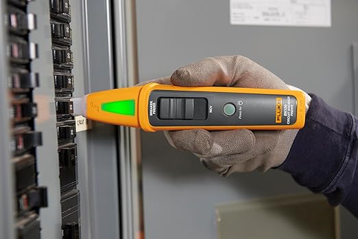 Fluke BK120 Breaker Finder Bundle with T5-600 Electrical Tester and Socket Tester