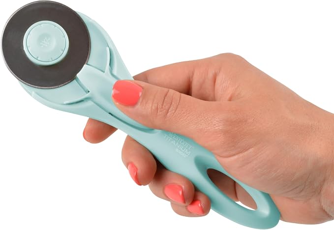 Westcott 3-Piece Craft Set - 45mm Rotary Cutter - Image 4