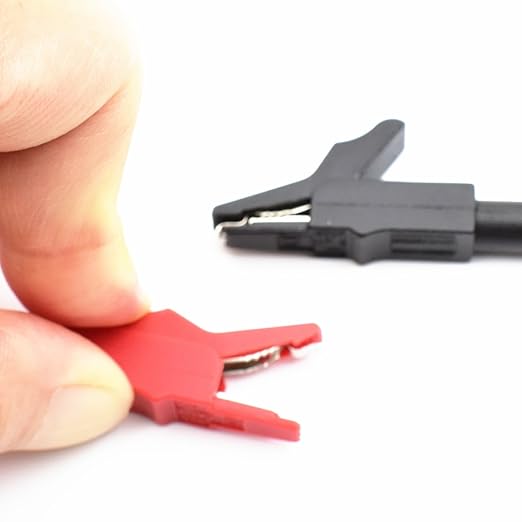 10Pcs Insulated Safety Multimeter Alligator Clips Electrical Test Tools with 4mm Banana Jack Socket Adapter 300V 15A