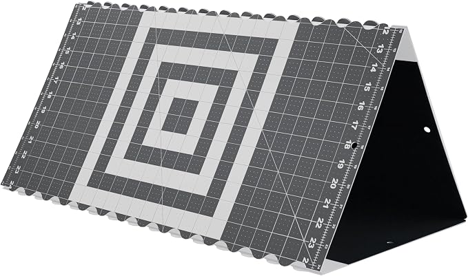 Fiskars 24" x 36" Folding Cutting Mat - Image 2