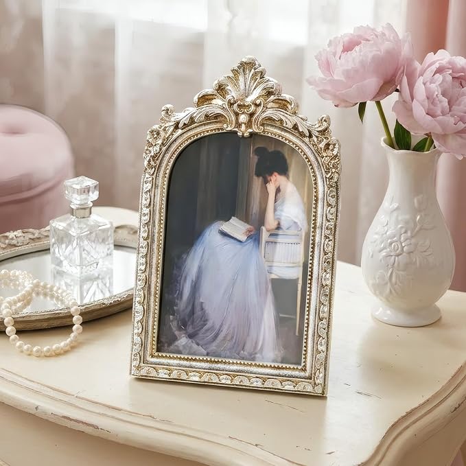 Cuspin 4x6 Vintage Silver Picture Frame, Ornate Arched Resin Photo Frame - Image 2