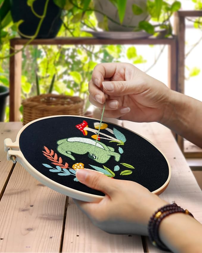TINDTOP 3 Sets Embroidery Kit for Adults, Frog Embroidery Practice Kit | for - Image 4