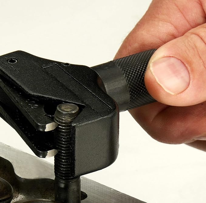 UTR TE1 – Universal Thread Repair Tool. External Thread Restorer. Automatically chases and Repair Threads. Metric, National, Pipes, All Threads Within Range 5/32" to 11/6", 4-19 mm.