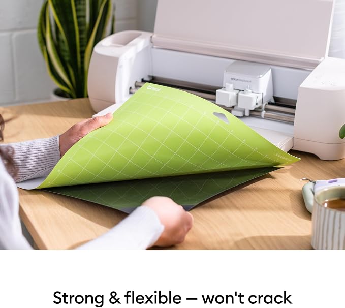 Cricut StandardGrip Adhesive Cutting Mat - Image 3