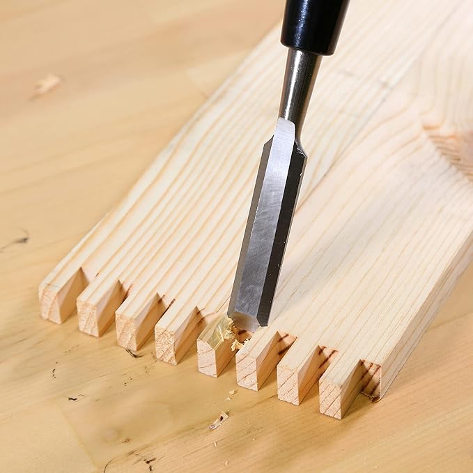 Buck Brothers 120105BC 3/4" Wood Chisel Made in USA, For Paring and Finishing Cuts in Carpentry and Woodworking, Tempered Tool Steel Blade, Mallet-Safe Handle