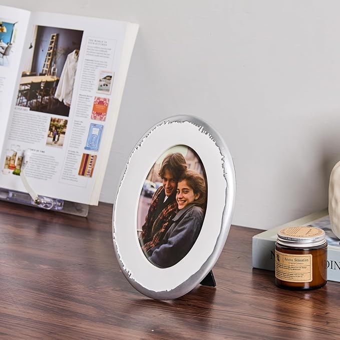 4x6 Ornate Oval Picture Frame, Hand-Crafted Resin Frame - Image 4