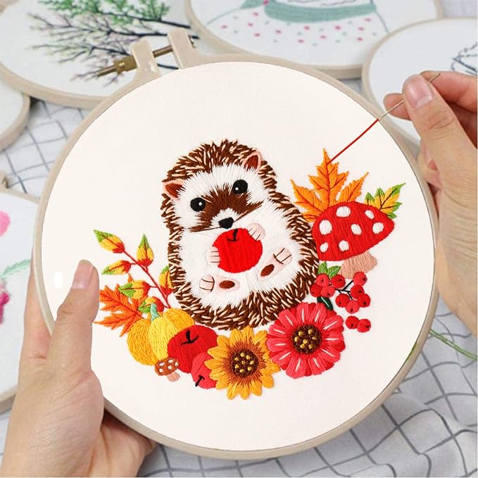 Louise Maelys Cute Hedgehog Embroidery Kit - Image 3