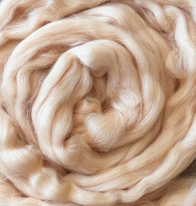Colored Natural Wool roving, 8 OZ. Best Wool - Image 4