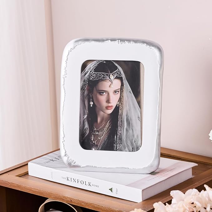 5x7 Picture Frame, Hand-Crafted Resin Picture Frame - Image 5