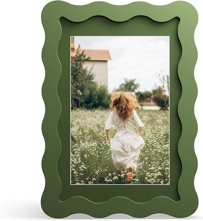 4x6 Picture Frame with Mat for 3.5x5, Wavy Edge Wooden Real Glass Photo Frame by THKRLOF