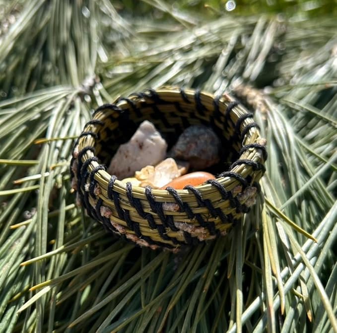Traditional Craft Kits Coiled Basket Weaving Kit - Image 4